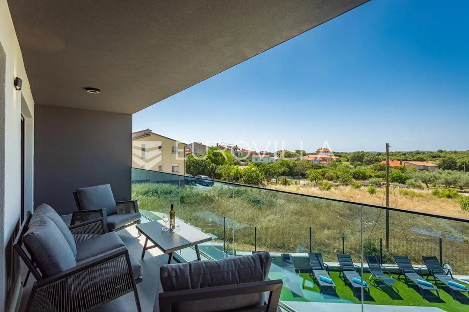 istra, štinjan, dugoročni najam stana 110 m² s tri spavaće sobe od listopada - slika 24