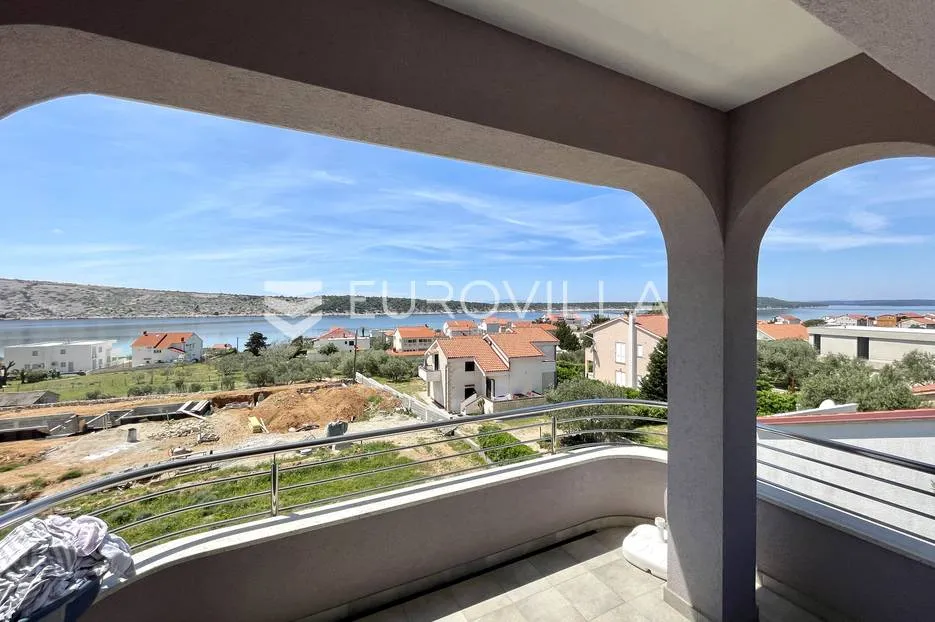 otok rab, barbat, predivna apartmanska vila - slika 26