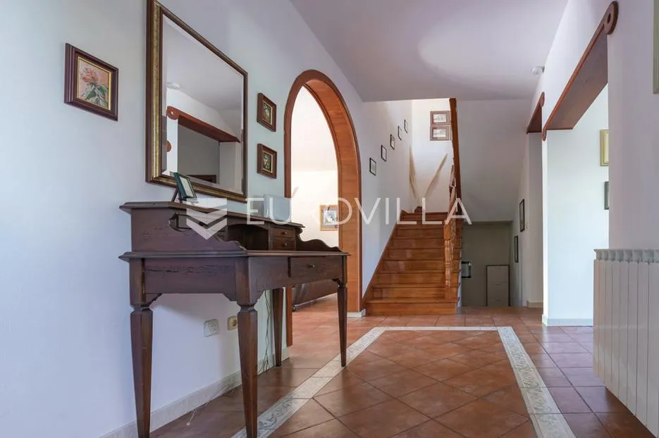 istra, premantura, duplex kuća 260 m² s pogledom na more i bazenom 24 m² - slika 24