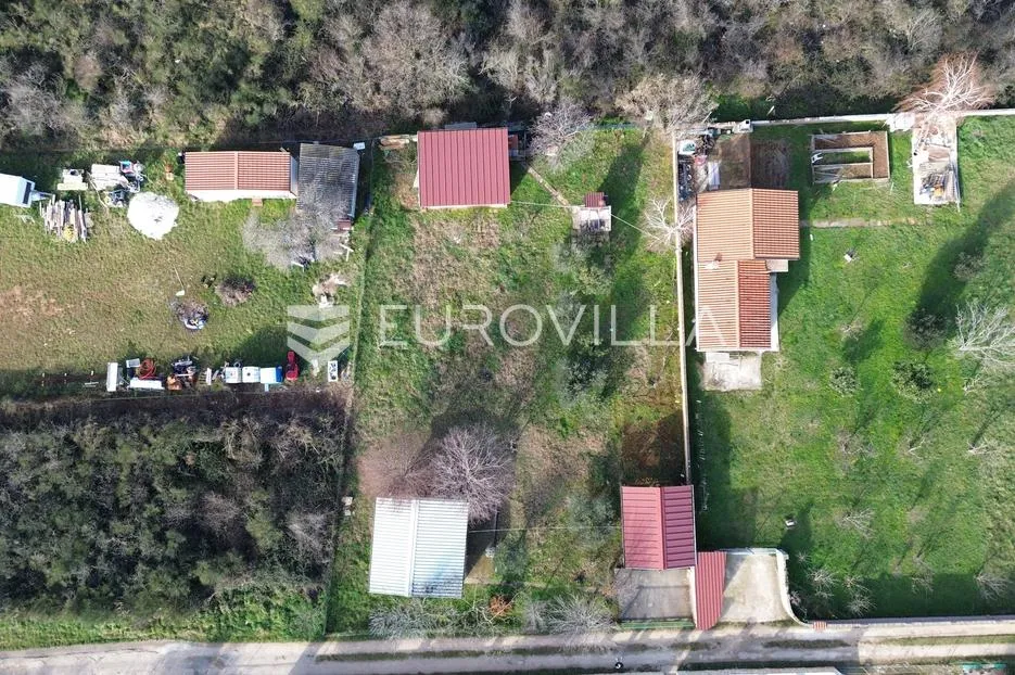 istra, pula, atraktivno zemljište s dva ucrtana objekta u završnoj fazi legalizacije - slika 4