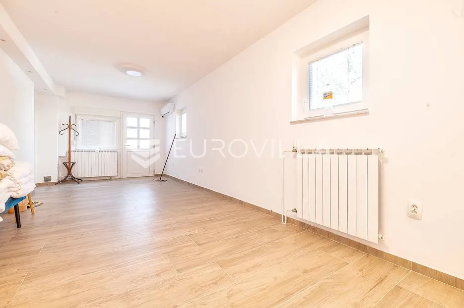 zagreb, trešnjevka, zgrada, 4 etaže, 215 m² - slika 8