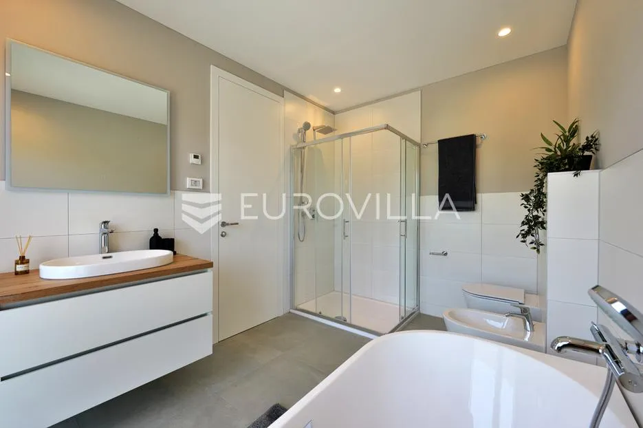 istra, pomer: ekskluzivna moderna vila 286 m² s bazenom i pogledom na more, 400m od obale - slika 65