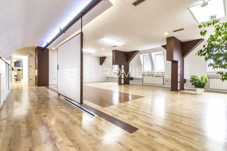 strogi centar, funkcionalan poslovni prostor za zakup 240 m² garažna i parking mjesta po potrebi - slika 3