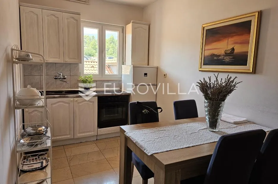 hvar, jelsa, stambeno poslovni kompleks idealan za investiciju - slika 28