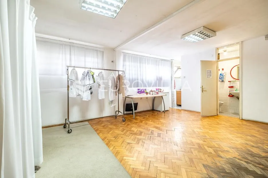 zagreb, maksimir, poslovni prostor / ulični lokal 71 m² - slika 2
