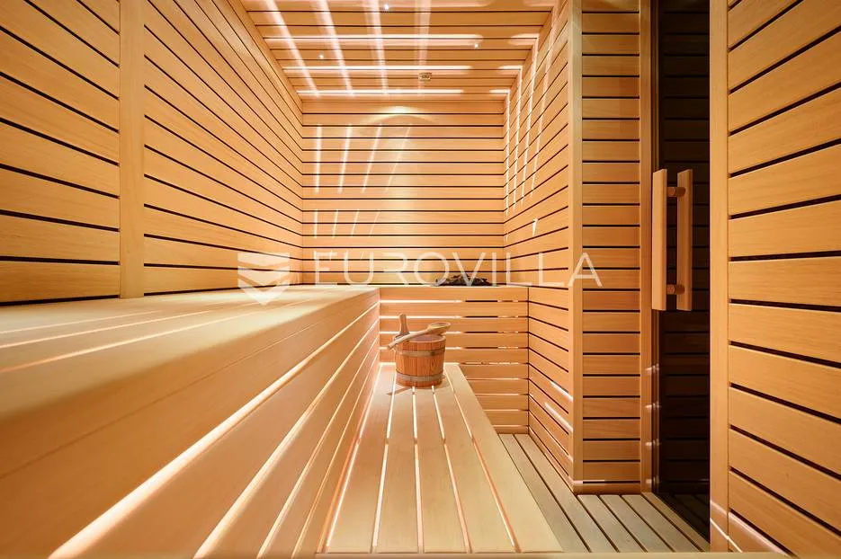trogir - marina, luksuzna vila s bazenom i wellnessom - slika 42