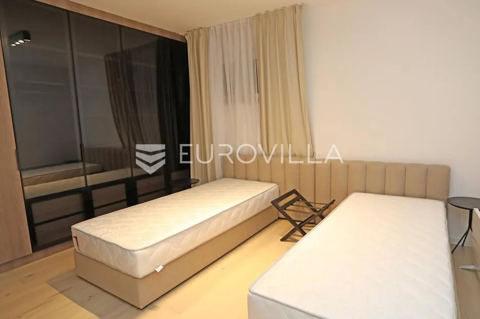 istra, pula, luksuzni penthaus 162 m² s pogledom more na top lokaciji - slika 40