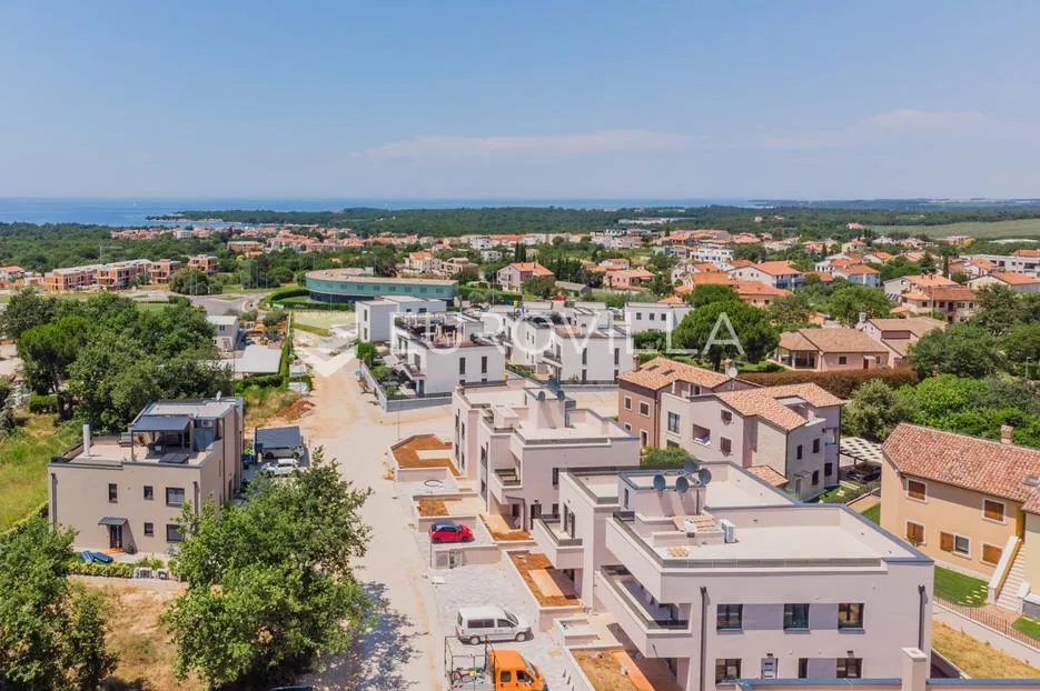 istra, poreč, trosoban stan s vrtom - slika 10