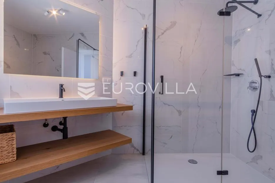 istra, funtana, moderna vila 179 m² s bazenom i privatnim parkingom - slika 18