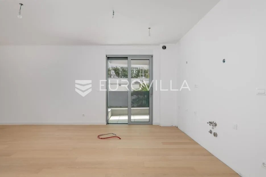 opatija, centar, trosoban stan u novogradnji s 2 terase nkp 134 m2 - slika 15