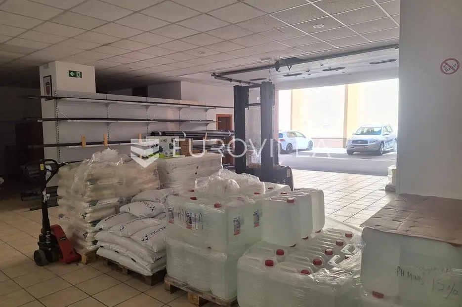 istra, pula, poslovni prostor 531,81 m² s parkingom na frekventnoj lokacij - slika 5
