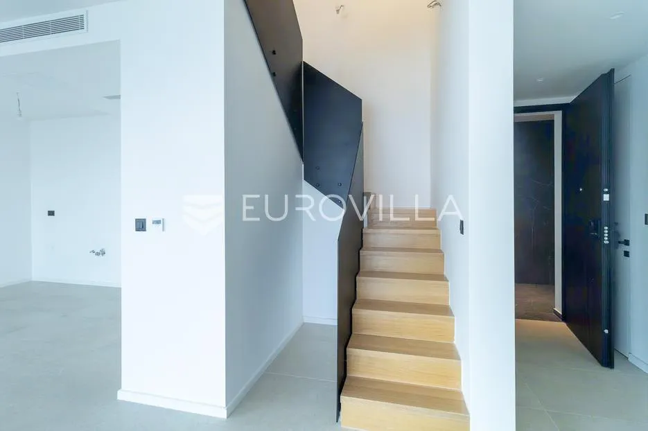 opatija, dvoetažni, četverosobni stan s pogledom na cijeli kvarner, 212,71 m² - slika 14