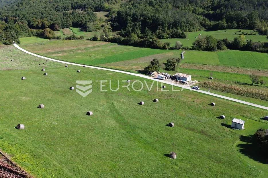 pazin, rijavac, jedinstveno građevinsko zemljište okruženo prirodom - slika 4