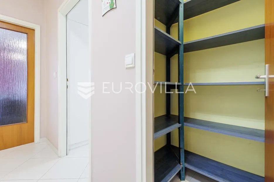 istra, pula, stan 3 spavaće sobe, vrt, parking, 165 m² - slika 22