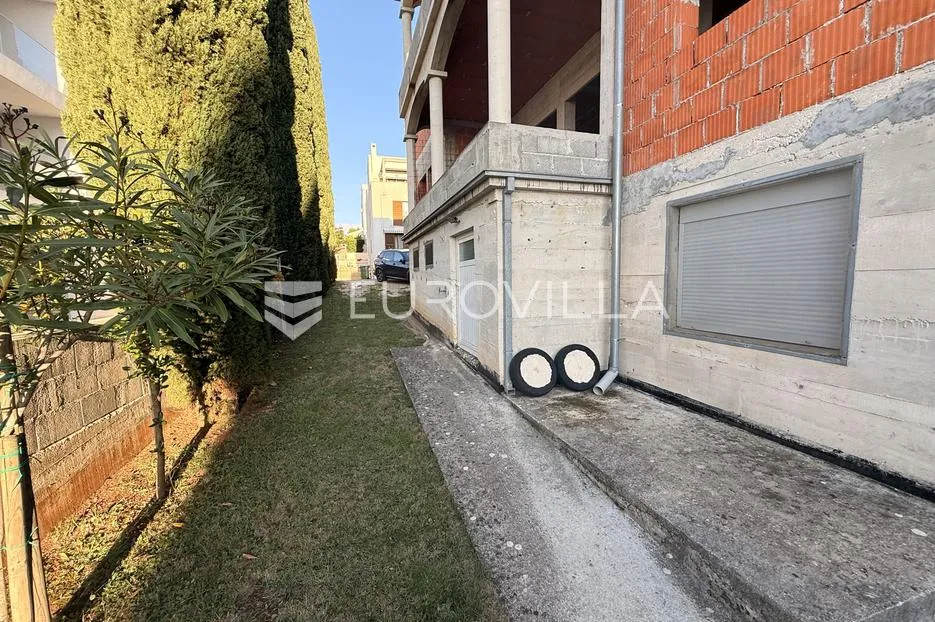 zadar, diklo – kuća u roh-bau fazi s 6 stambenih jedinica i otvorenim pogledom na more - slika 27