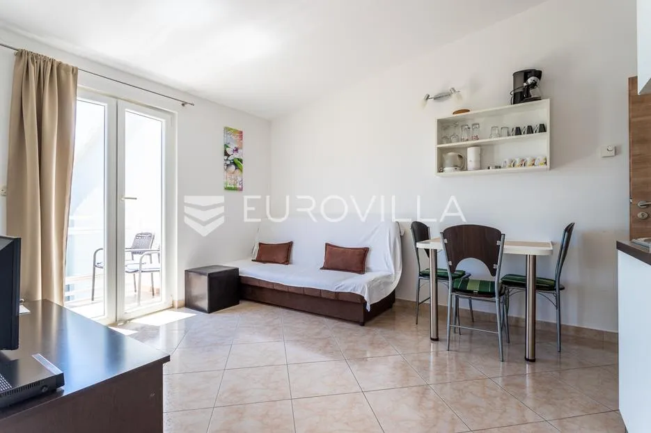podstrana, mutogras, apartmanska kuća na prekrasnoj lokaciji - slika 17