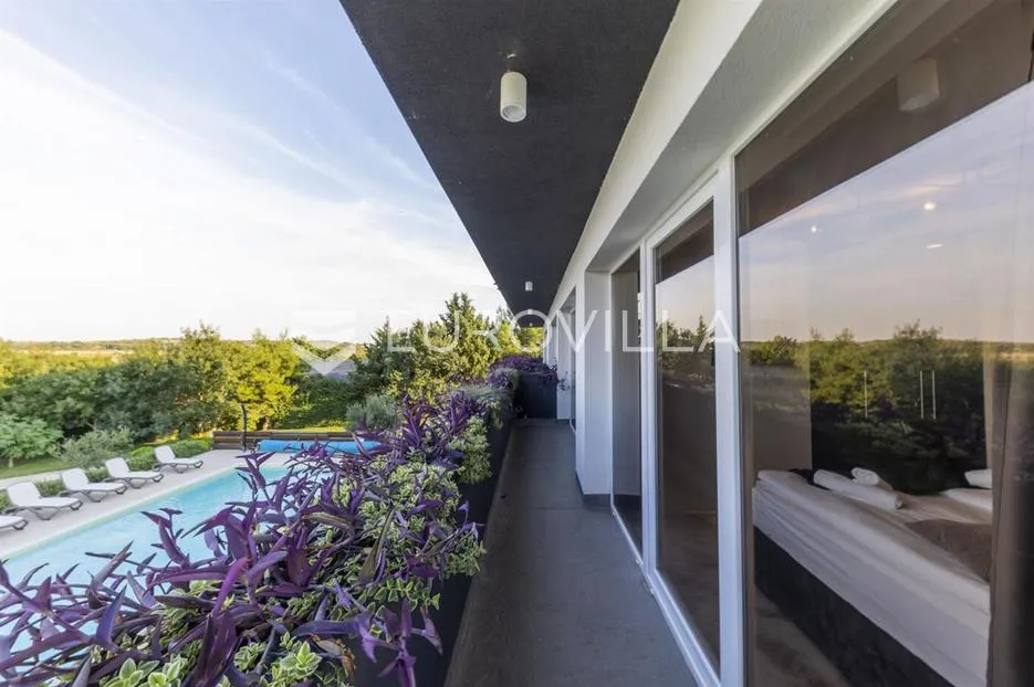 zadar, žerava, ekskluzivna vila novogradnja neto korisne površine 600 m² - slika 3