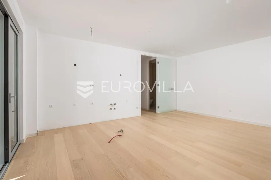 opatija, centar, dvosoban stan u novogradnji nkp 112 m2 - slika 16