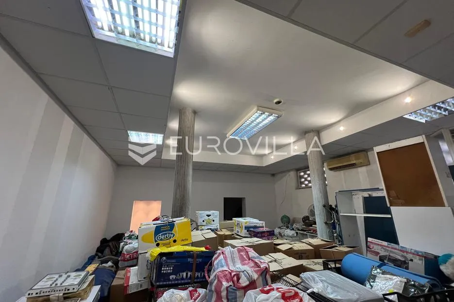 Istra, Pula, dvosobni stan 56 m² - Centar
