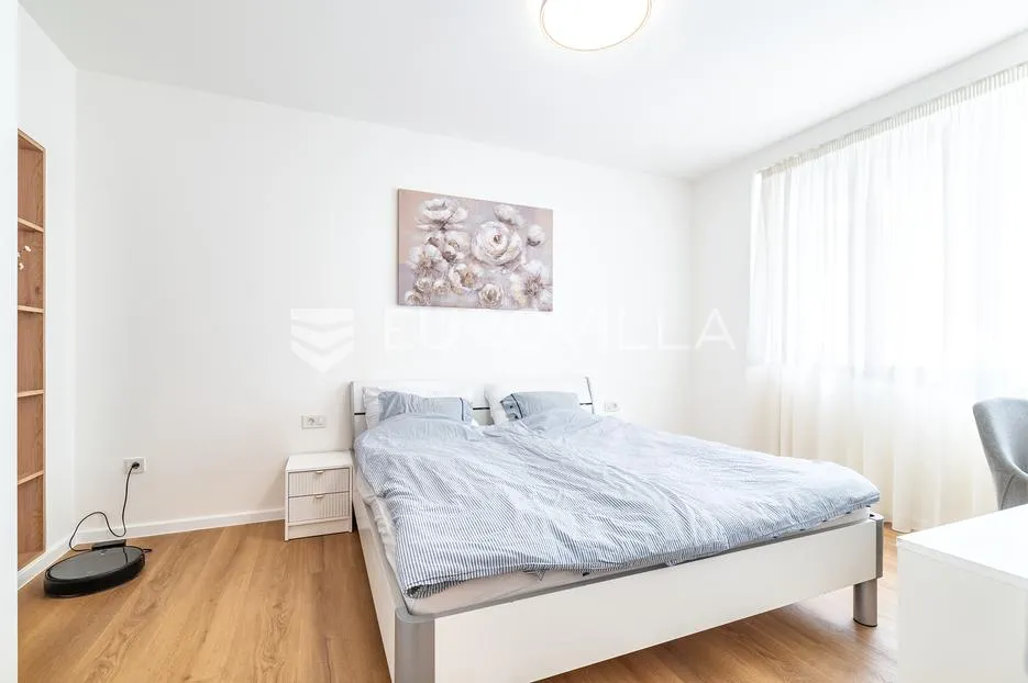 zagreb, kvatrić, komforan trosoban stan 68 m², prvi najam - slika 6