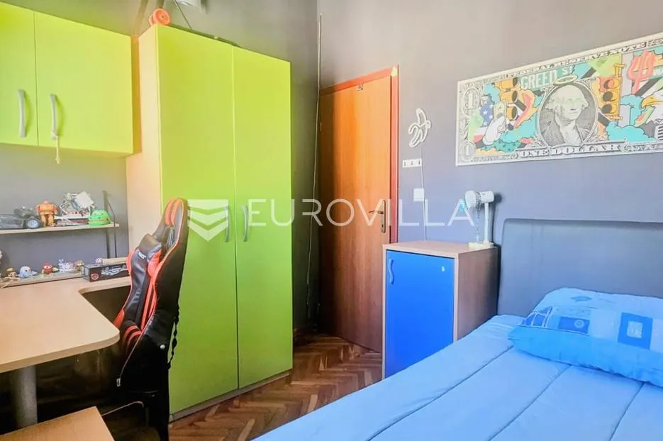 kaštel stari, trosoban stan 73 m² s pogledom na more uz parkirno mjesto i ostavu - slika 12