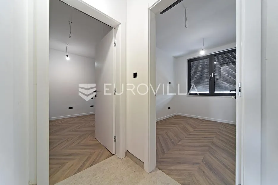 osijek, donji grad, moderan trosoban stan s dva parkirna mjesta površine 111 m² - slika 10
