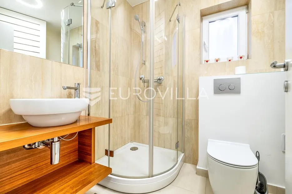 zagreb, blato, moderna samostojeća kuća 205 m² - slika 5