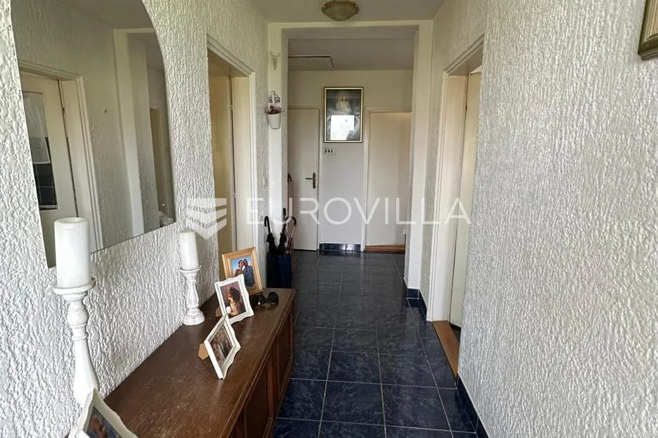 vukovar, sotin, kuća s poslovnim prostorom i velikom parcelom 3.675 m² - slika 6