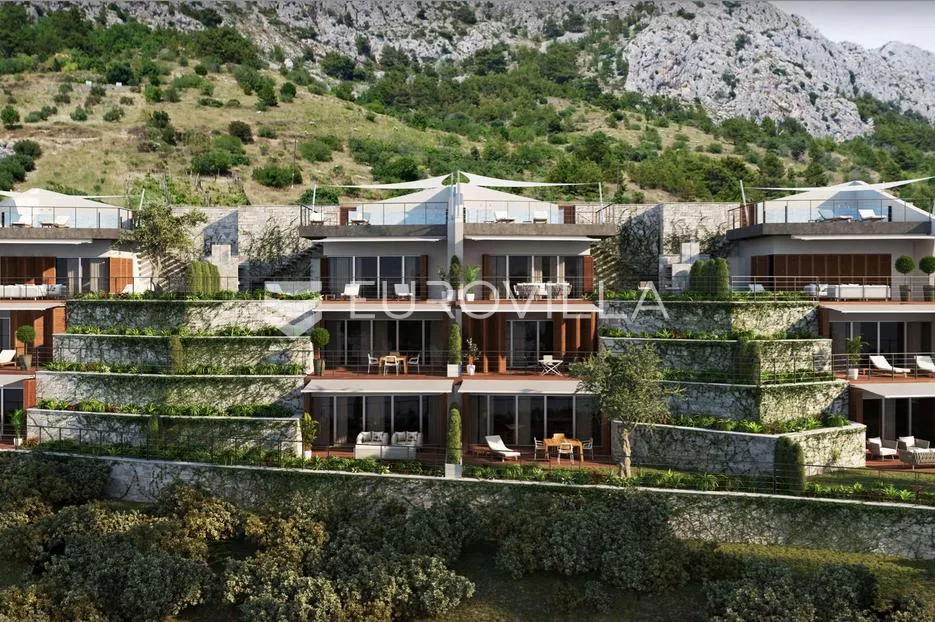 Mimice, građevinsko zemljište s projektom na odličnoj lokaciji - Mimice, Omiš