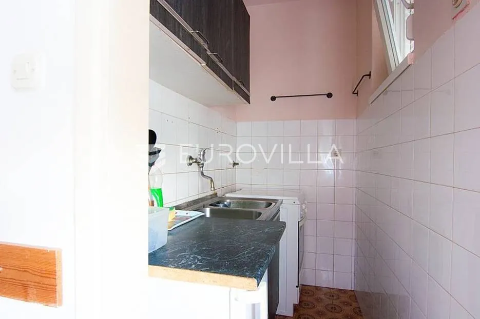 pula, nova veruda, četverosobni stan 75.50 m², 45 m² vrta - slika 8