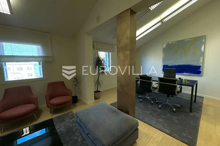 istra, pula, strogi centar, jednosoban stan s pogledom na more - slika 6