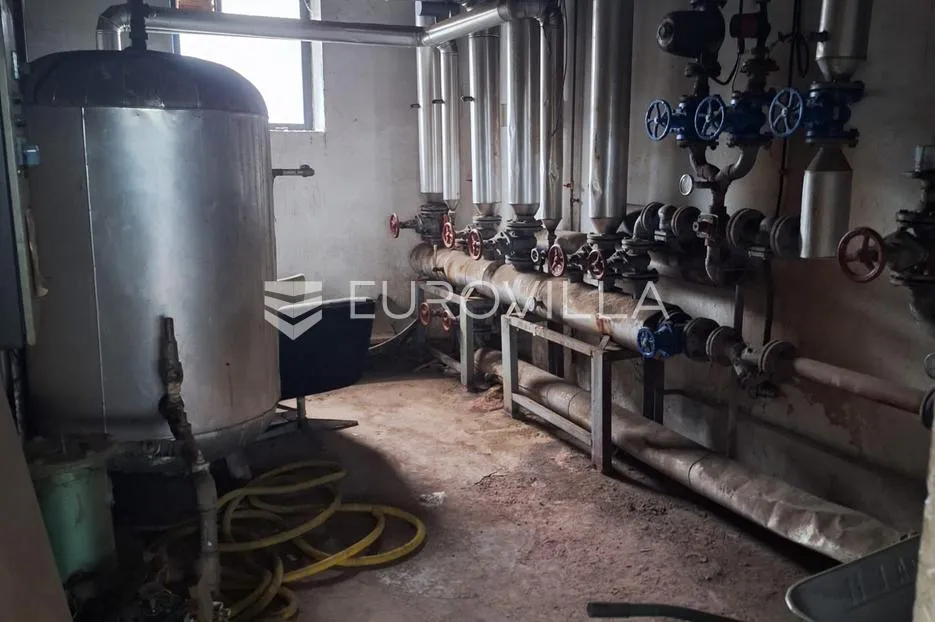 vojnić, proizvodna hala i skladište 9000 m² na parceli od 25000 m², višenamjenska mogućnost - slika 16