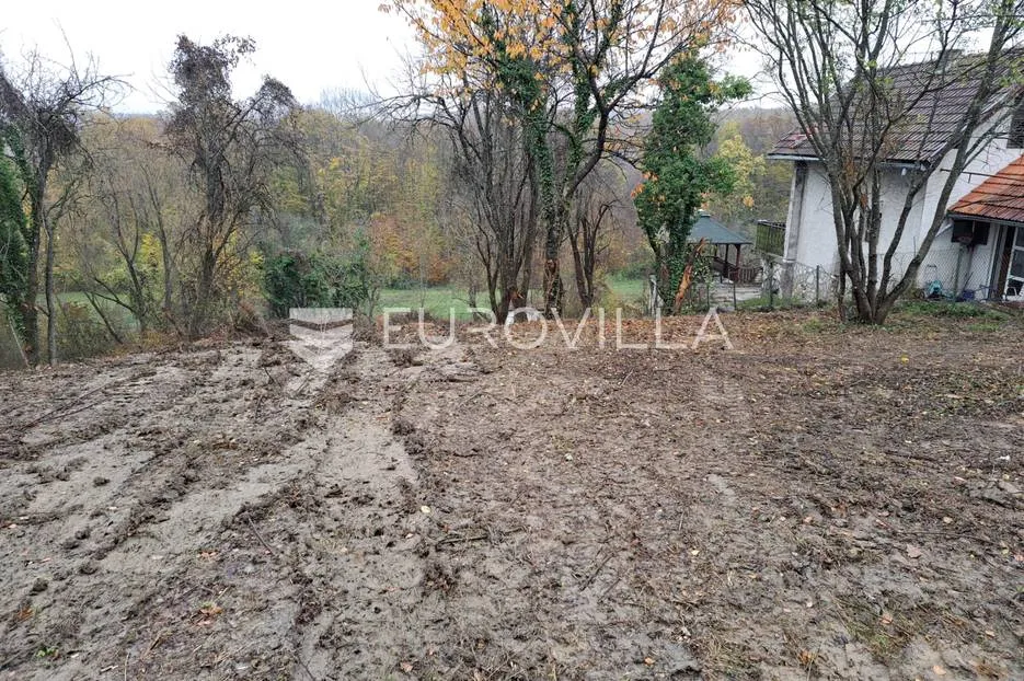zagreb okolica, gornji dragonožec, zemljište 1800 m² sa 2 objekta - slika 6