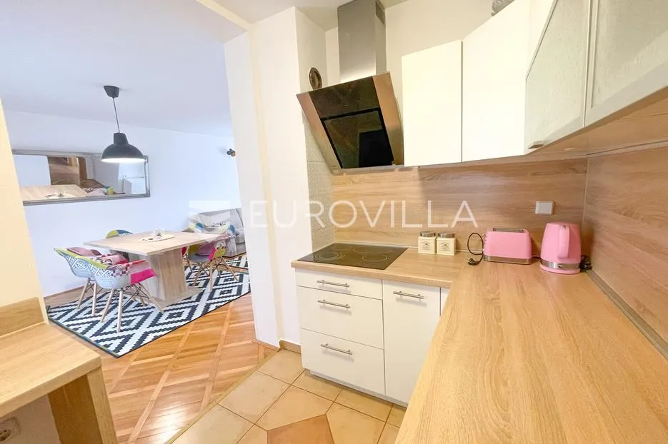 osijek gornji grad, prostran trosoban stan za najam 72,37 m², s privatnim parkirnim mjestom - slika 6