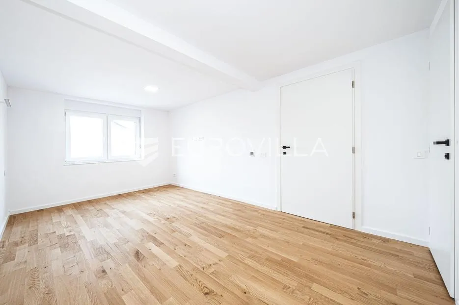 zaprešić, centar, četverosoban stan 160 m² s 4 parkirna mjesta, novogradnja - slika 3