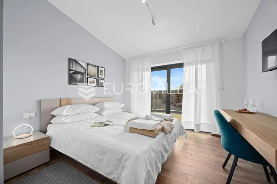 istra, banjole, dvojna vila, prvi red do mora, 244 m² s pogledom na marinu - slika 37