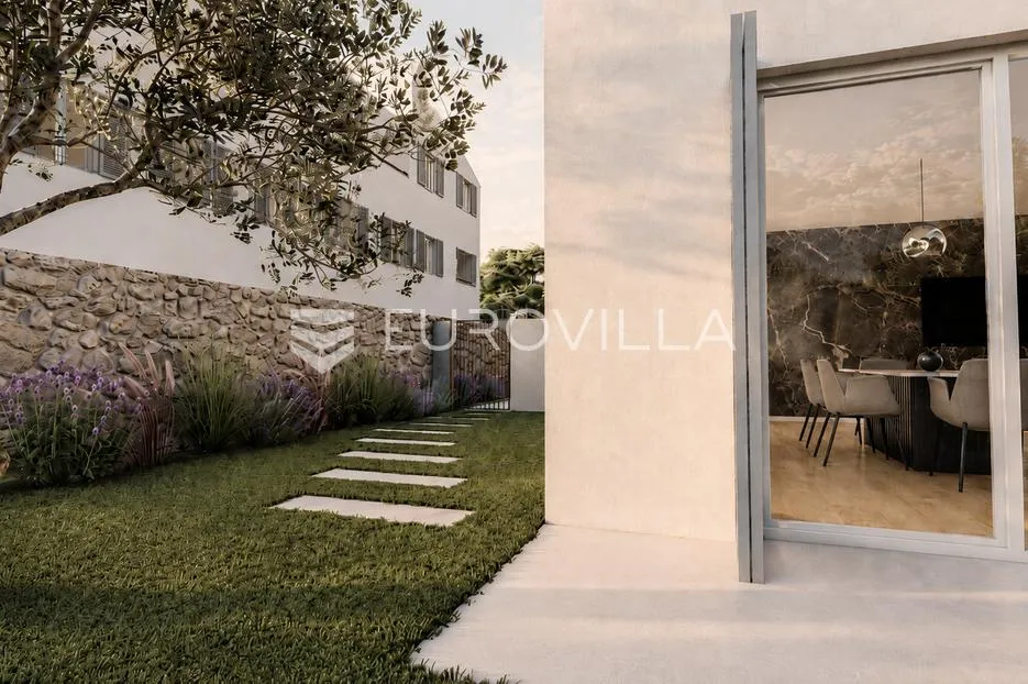 grad cres, centar, luksuzan trosoban stan u prizemlju 126 m², odlična lokacija - slika 4