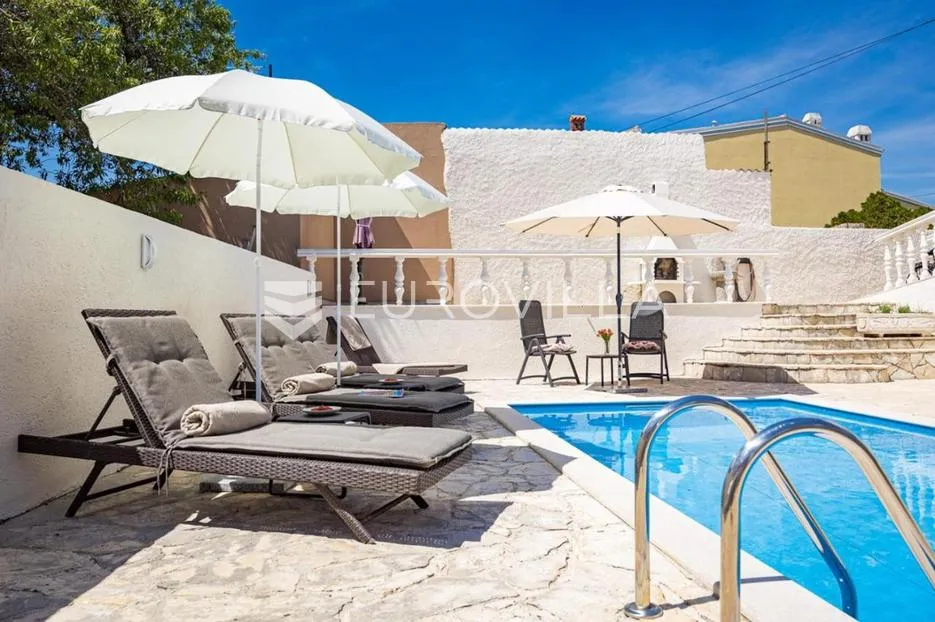medulin, istra, luksuzna samostojeća vila 205 m² s bazenom i pogledom na more - slika 37