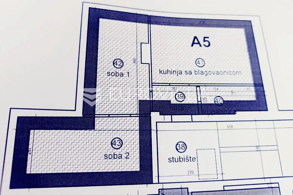 zagreb, zvijezda, mlinarska, trosoban stan na drugom katu odlično održavane zgrade, 54 m² - slika 6