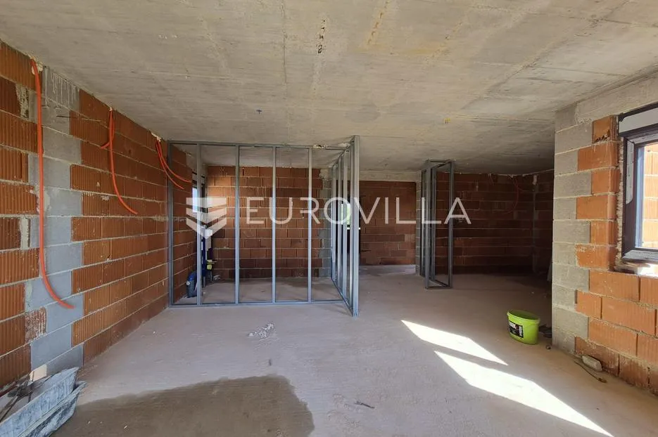 vir, novogradnja, apartman na 1. katu s dvije spavaće sobe - slika 14