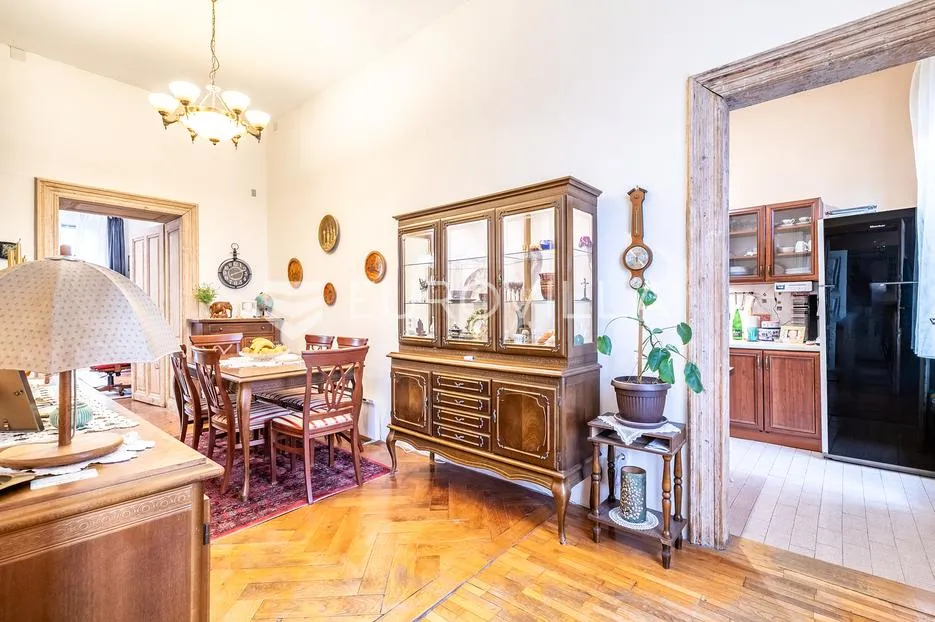 zagreb, zrinjevac, dvoiposoban stan 88 m² - slika 3