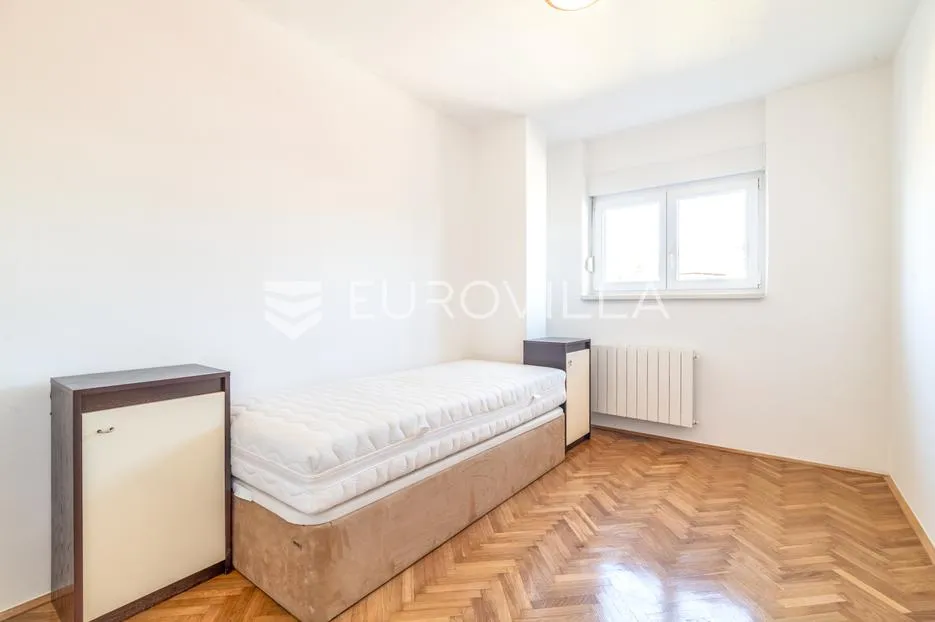 zagreb, vinogradska, prekrasan trosoban stan 73 m² - slika 6