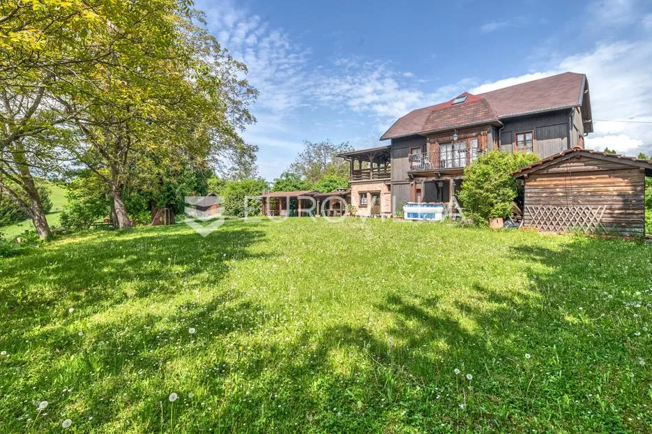 karlovac, draganić, prostrano zemljište sa starom kućom površine 27162 m² - slika 5