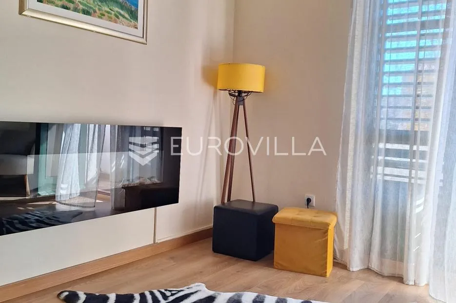 istra, rovinj, atraktivan dvosobni stan 400 m od centra starog grada - slika 17
