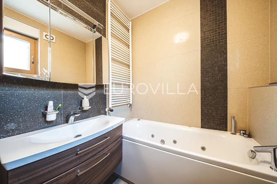 zagreb, gornje prekrižje, ekskluzivna obiteljska vila 376 m² na zemljištu od 704 m² - slika 18