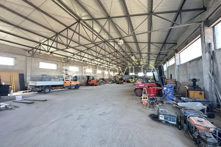 vinkovci, zalužje, skladišno, proizvodni kompleks na zemljištu površine 9847 m² - slika 2