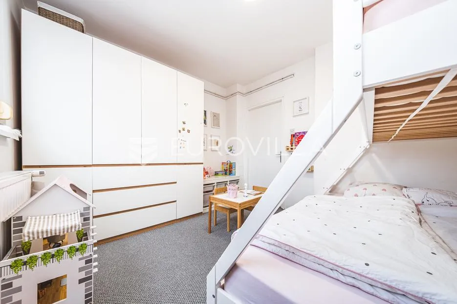zagreb, ribnjak, prekrasan trosoban stan nkp 75 m2 - slika 10