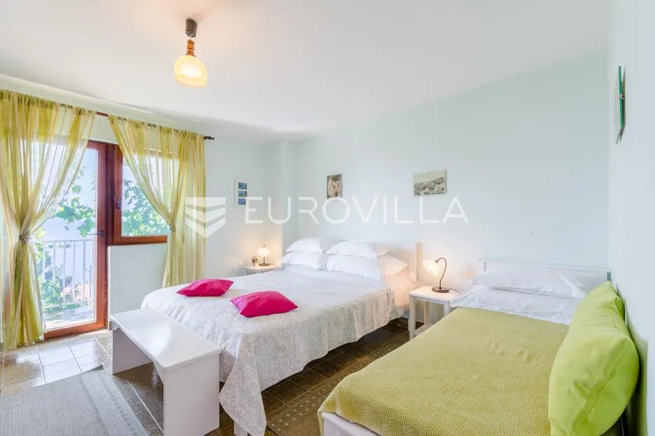 omiš, marušić, prekrasna apartmanska kuća - slika 21
