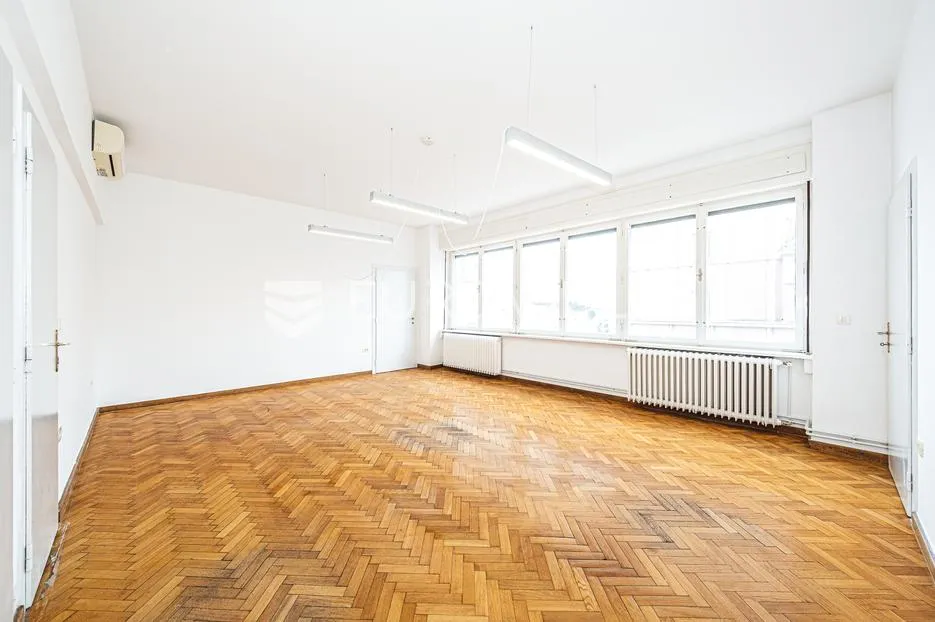 zagreb, trg bana josipa jelačića, vrhunski poslovni prostor 138,80 m² - slika 7