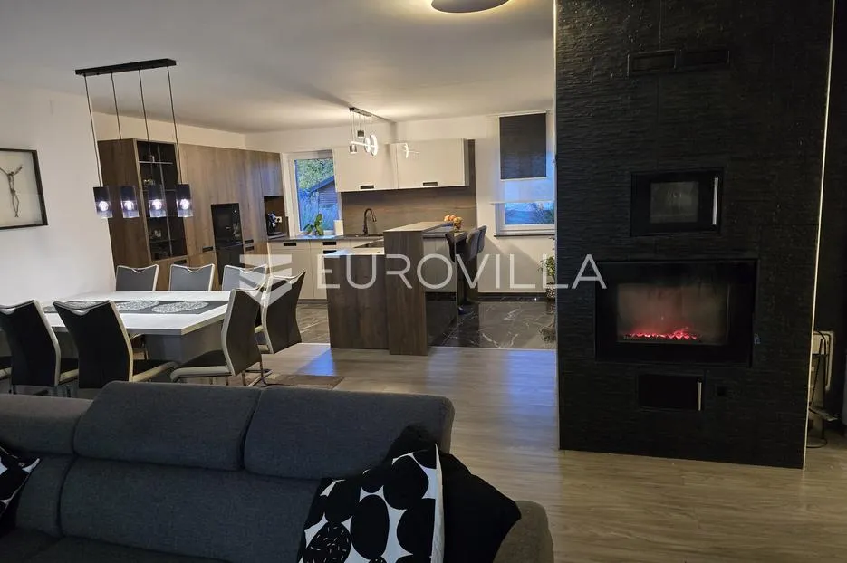 čakovec, novo selo rok, prekrasna obiteljska kuća površine 308 m² - slika 2